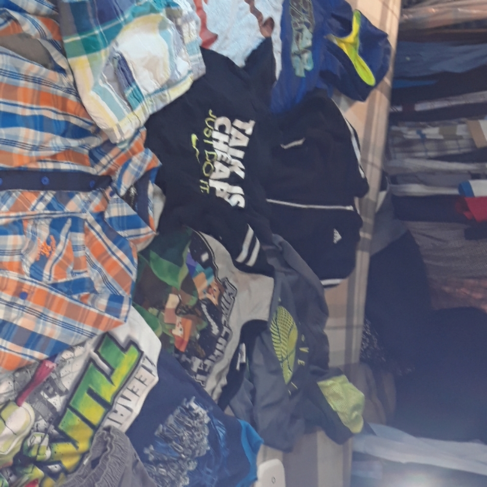 Huge Boys Lot between Sz. 7 - 10